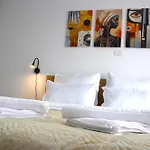 Bright & Quiet Mountain - Private Parking Brasov