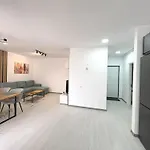 Bright & Quiet Mountain - Private Parking *