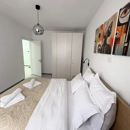 Apartment Bright & Quiet Mountain - Private Parking