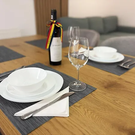 Apartment Bright & Quiet Mountain - Private Parking