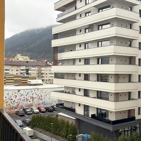 Bright & Quiet Mountain - Private Parking * Brasov