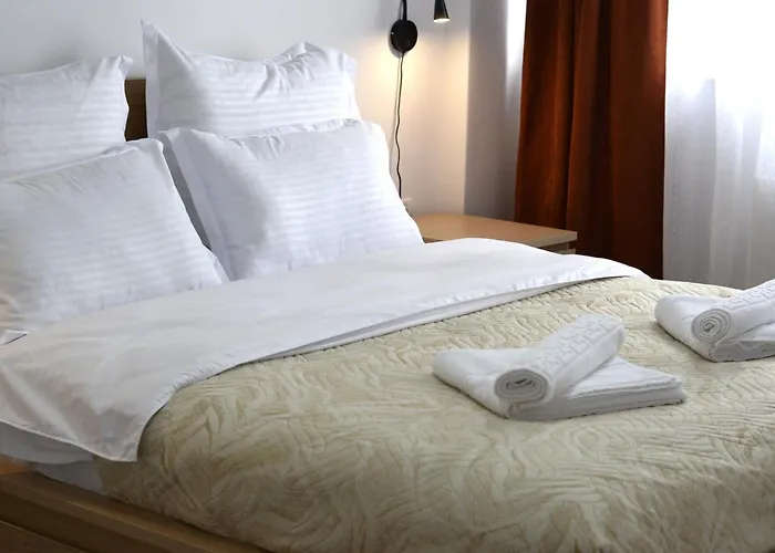 Bright & Quiet Mountain - Private Parking * Brasov