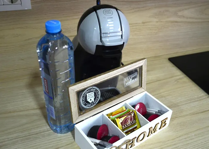 Bright & Quiet Mountain - Private Parking Apartment