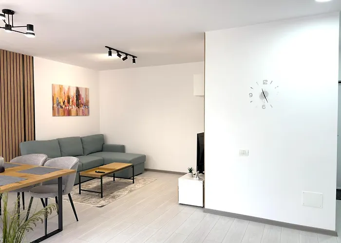 Bright & Quiet Mountain - Private Parking * Brasov