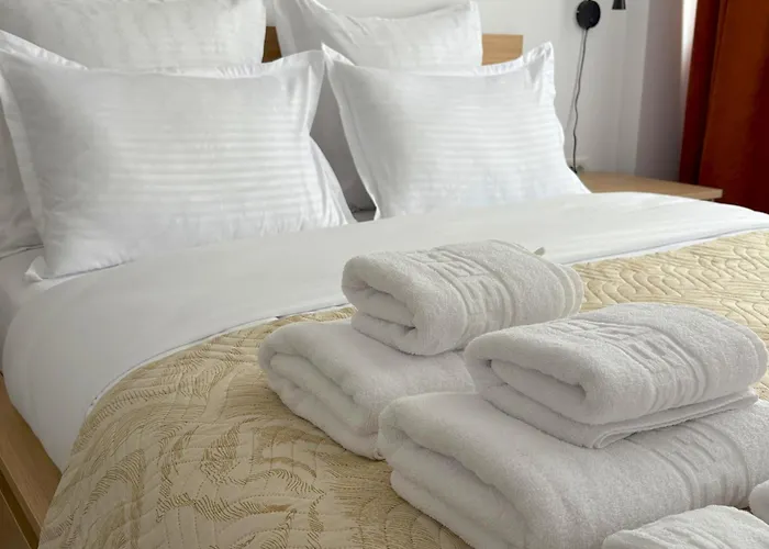 Bright & Quiet Mountain - Private Parking Apartament Braszów