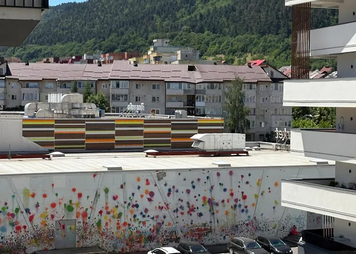 Bright & Quiet Mountain - Private Parking Apartament Braszów